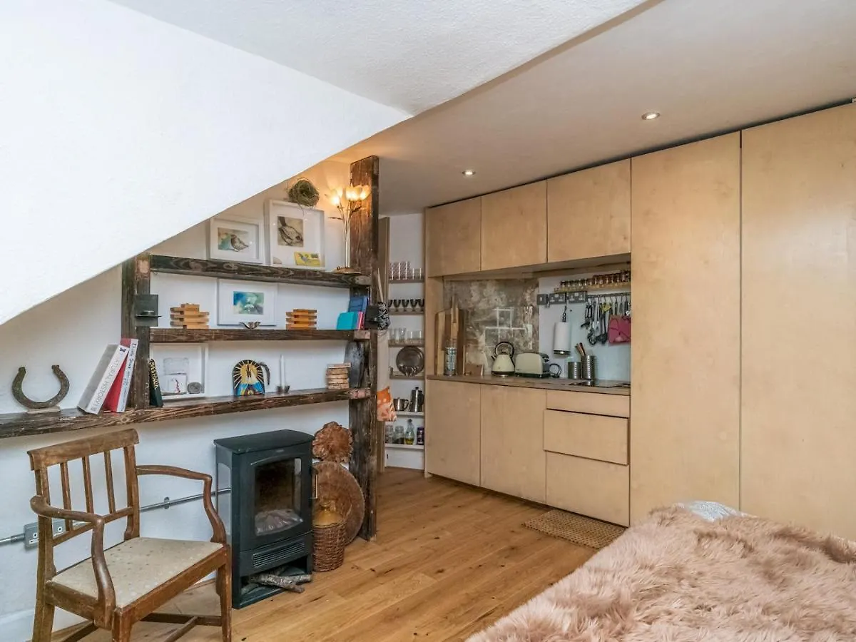 Pass The Keys Cosy And Stylish Open Plan Studio In New Town Lägenhet Edinburg