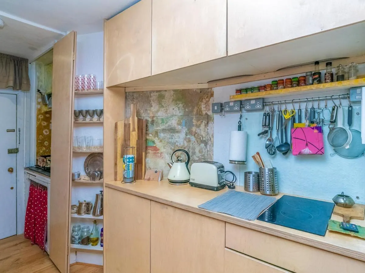 Pass The Keys Cosy And Stylish Open Plan Studio In New Town Lägenhet Edinburg